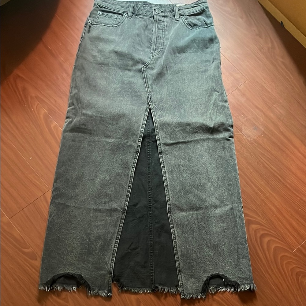 We the Free Gray Denim Maxi Skirt with Frayed Hem size 27‎